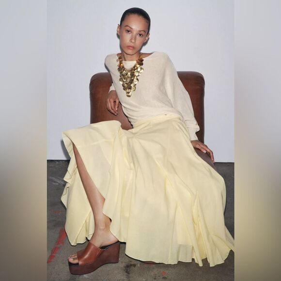 Zara Dresses & Skirts - ZARA VOLUMINOUS ZW COLLECTION FLARED MIDI SKIRT